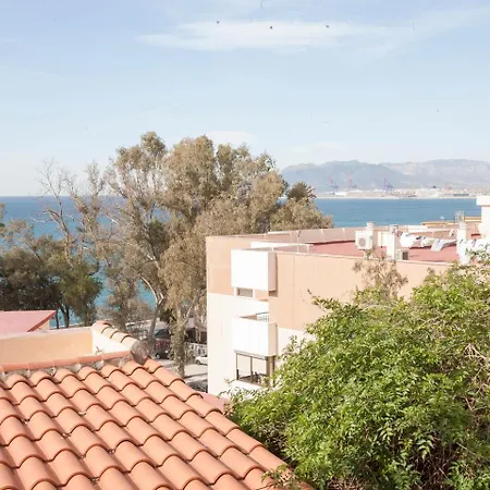 Centric And Quiet Beachview-studio Apartment